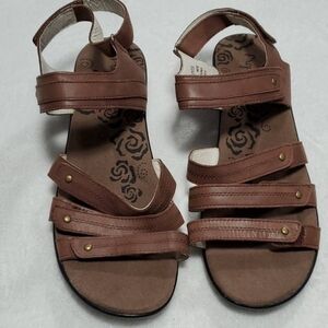 Propét Brown Strappy Sandals Size 10
